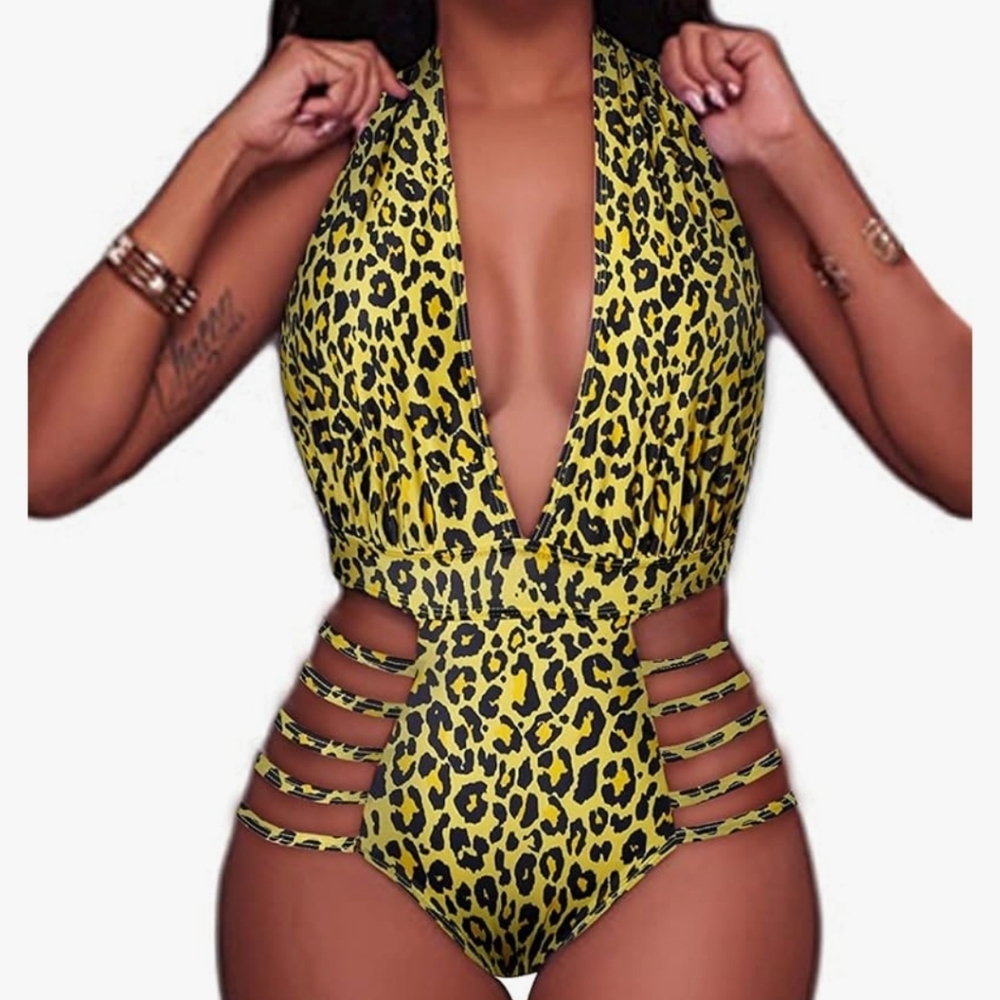 Aqua Eve📦 Women Sexy One Piece Plunge V-Neck Halter Cutout Bathing Suits - NWT